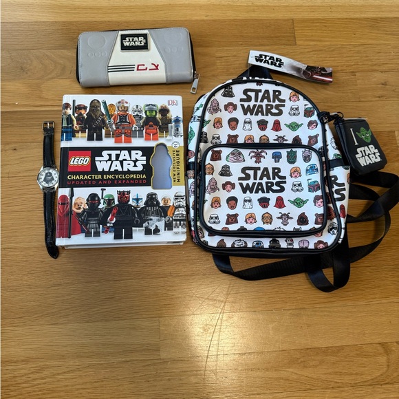 Star Wars Collection Bundle: Mini Backpack, LEGO Encyclopedia, Wallet & Watch - Picture 2 of 8